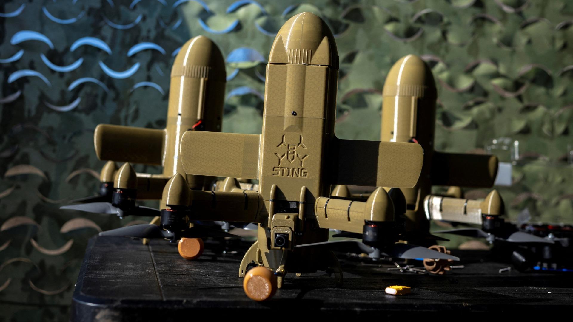 買った翌月には時代遅れ──現代戦を変えた「効率的な」兵器ドローンの逆説とは（小林恭子）