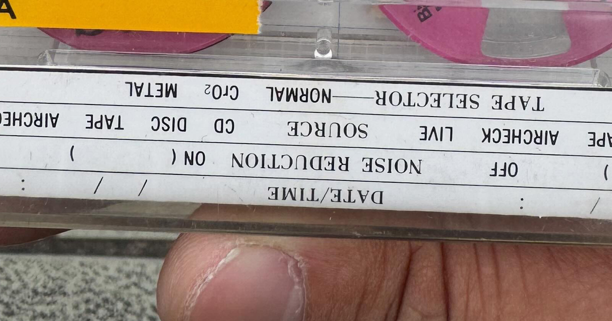 100円で買った中古カセットテープ→よく見ると……「手が震える」 知る人ぞ知る“驚きのアイテム”に「な、なんと！」「おお、懐かしい」
