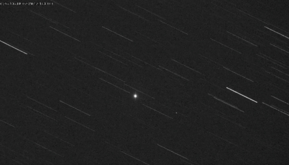 ロシアの人工衛星、許可なく他国の衛星に異例の接近
