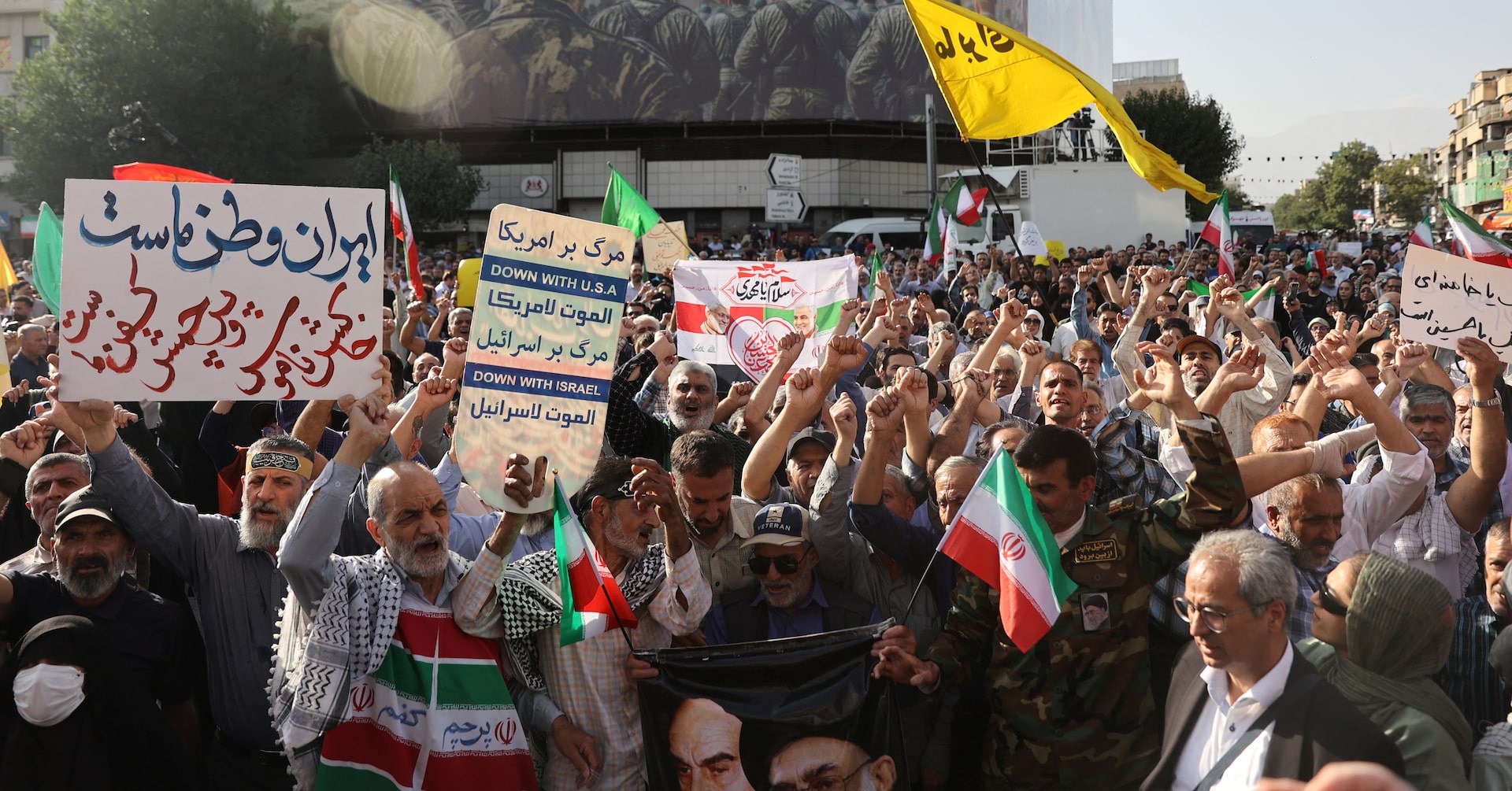 イスラエル、イラン首都に大規模攻撃 政治犯収容刑務所も対象