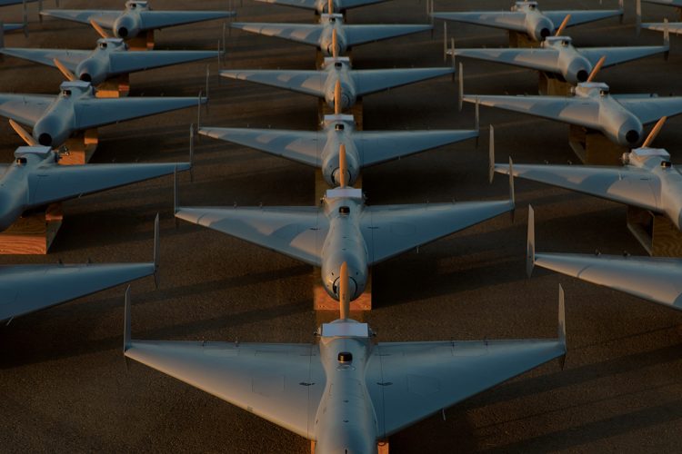 《アメリカ・イスラエル「対イラン最新兵器」図鑑》実戦初投入のドローン「LUCAS」、イラン戦艦を撃沈した魚雷「MK48」ほか、間断なく投入される最新兵器の数々（NEWSポストセブン）