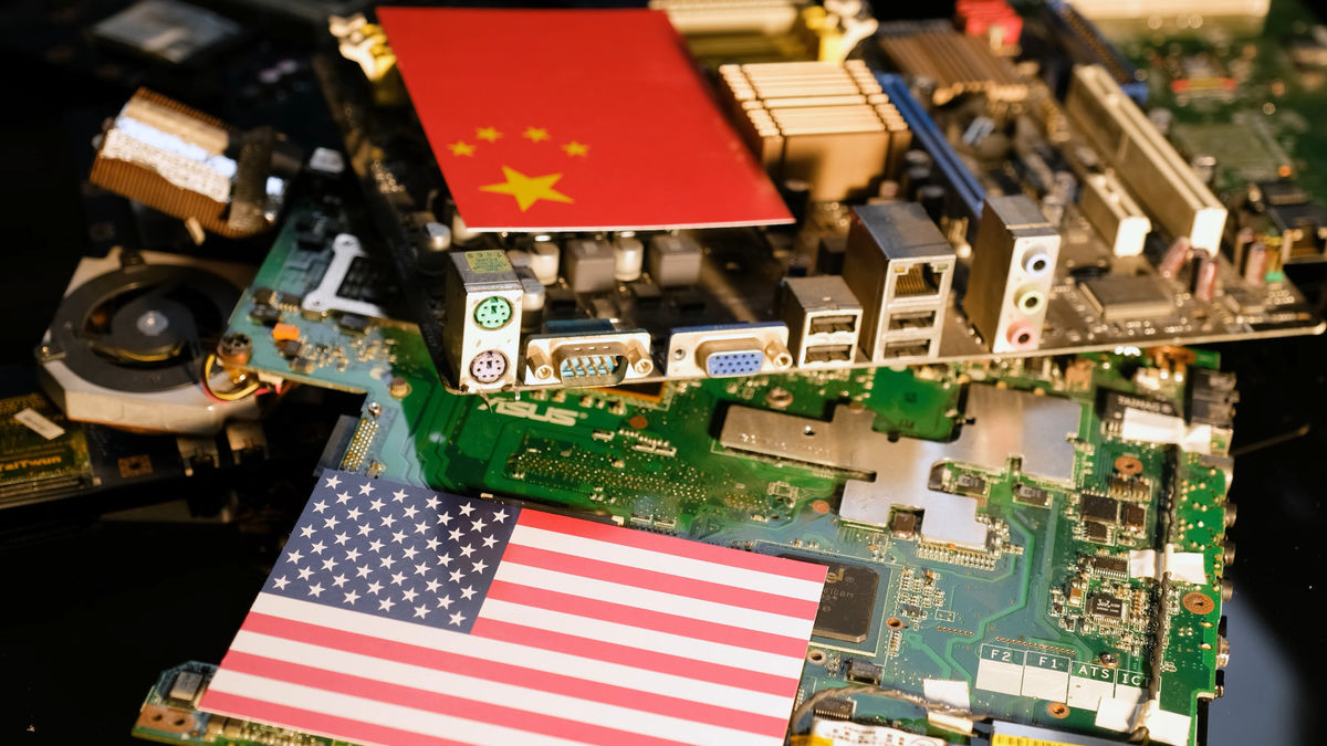 中国の軍事研究者がOpenAIやAnthropicのAIモデルを抽出して国内の軍事システム開発に利用していたことが判明