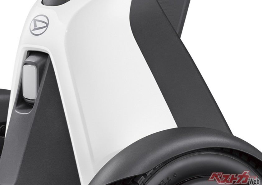 41万8000円!! ダイハツの一人乗りモビリティ「e