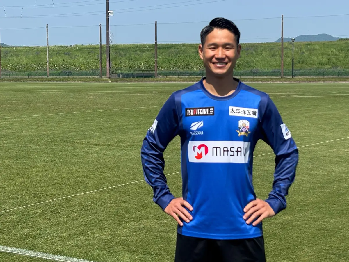 「引退」への気持ちが固まっていた34歳・元日本代表MFの考えを一変させた家族の言葉「心の炎が燃え上がった」