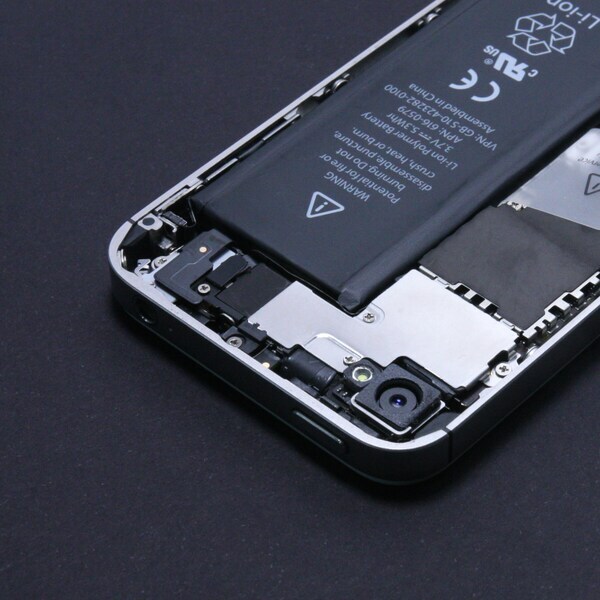 アップル「iPhone 17 Air」バッテリー性能に問題か