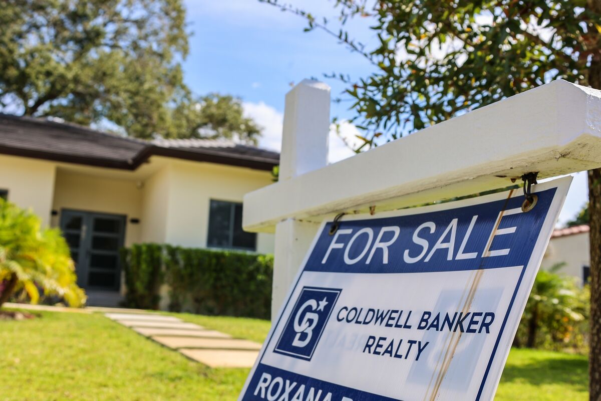 米中古住宅販売、9月は小幅増加－金利低下と価格の落ち着きで