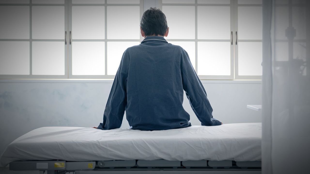 「私たちは赤の他人なんで。」緊急連絡先に元妻を指名した〈年金月17万円・72歳男性〉、入院で突きつけられた〈身勝手な幻想〉の代償（THE GOLD ONLINE（ゴールドオンライン））