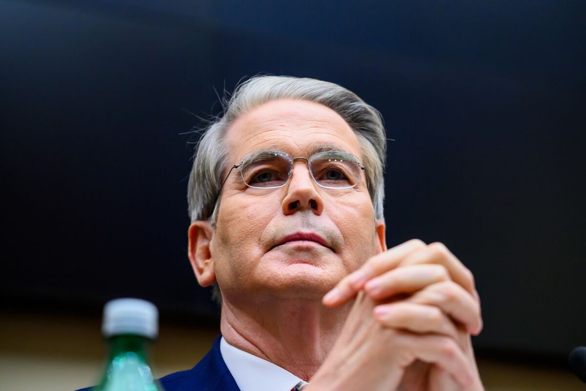 「ムーディーズは遅行指標」、ベッセント財務長官は格付け懸念を一蹴