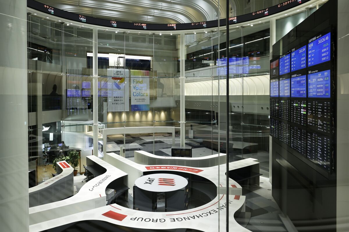 日本株続落へ、米ハイテク株安でAI関連など売り－トヨタ決算に注目