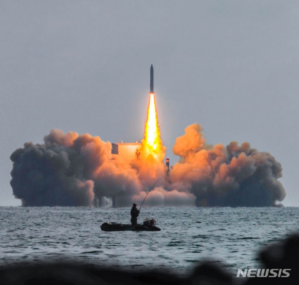 韓国軍、済州島沖で予定した固体推進宇宙発射体の試験発射を中止（KOREA WAVE）