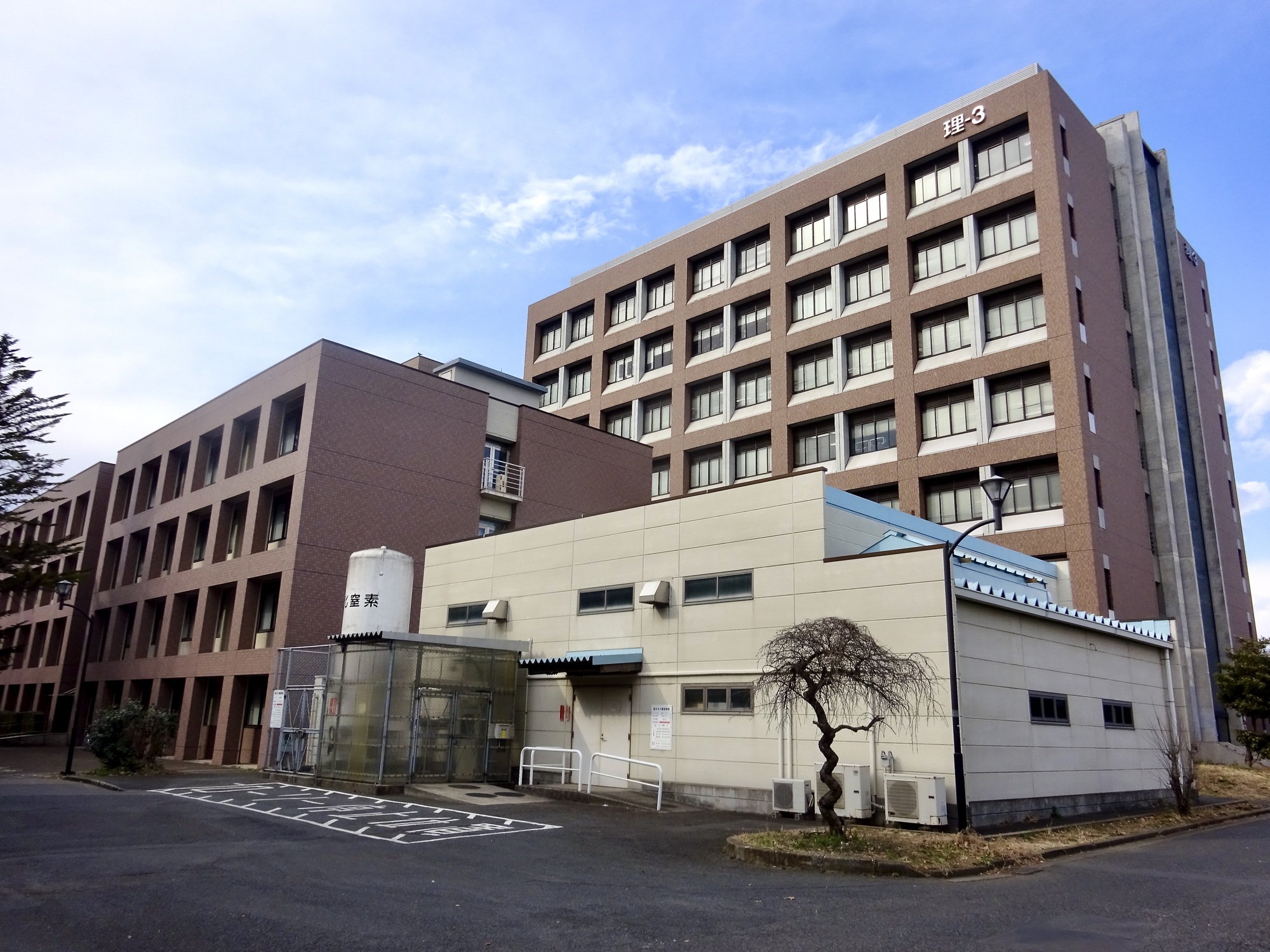 「とにかく楽しい、充実」 学生が高く評価する“国立大学”ランキング上位の魅力は「あまりお金もかからない」「公務員模試も全国で1、2位を争う」