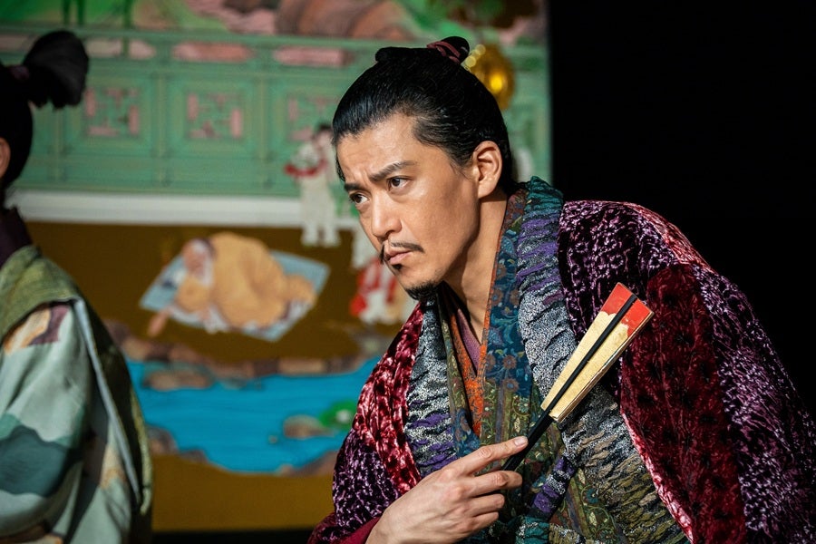 【大河ドラマ 豊臣兄弟！】織田信長役・小栗旬さんが語る“本能寺の変”「本火でロケ撮影ができたのは光栄」「もし秀吉が信長を討ちにきたら、喜んで後を託した」