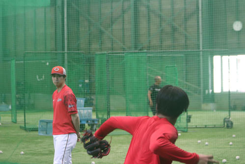 広島の３軍は…試合せず育てる 注目野村コーチ“魔改造”「鯉の穴」の実態に迫る