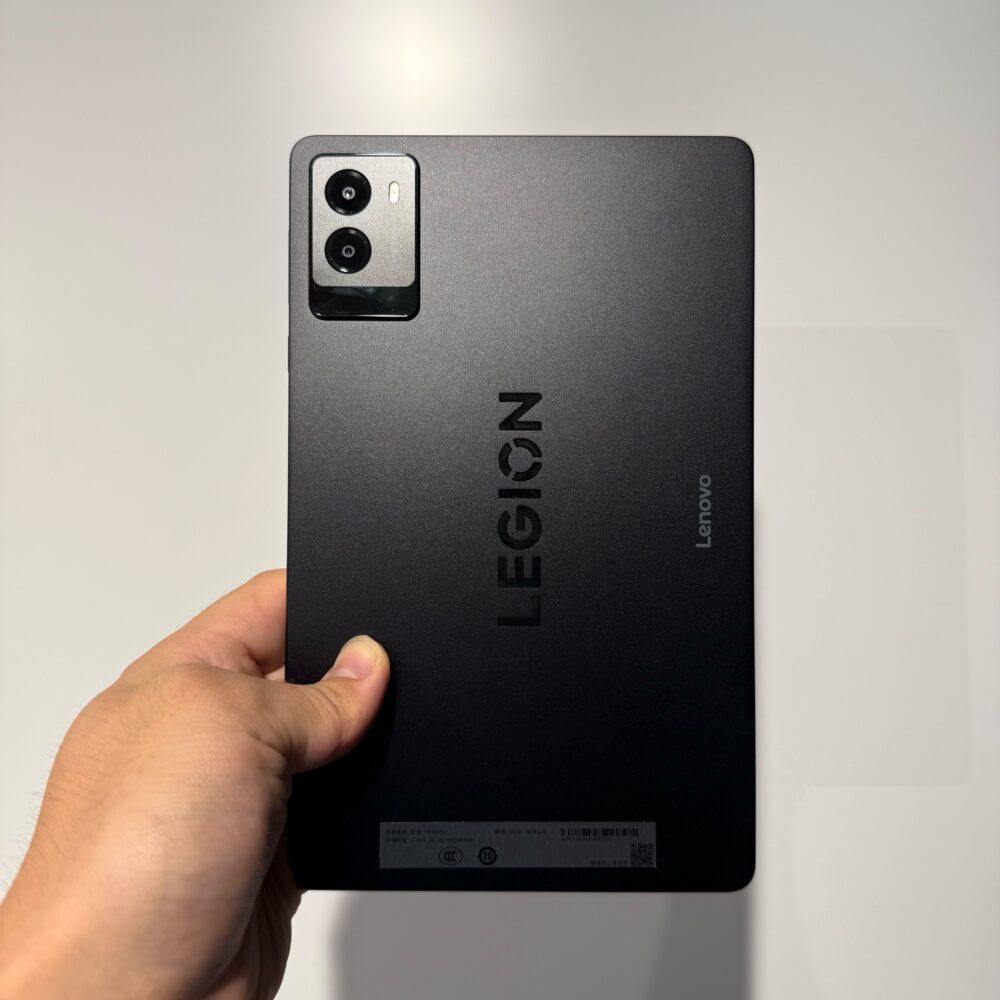 「Lenovo Legion Y700 2025」を実機レビュー！Snapdragon 8 Gen 3搭載でパワフルで使いやすい小型ゲーミングタブレット