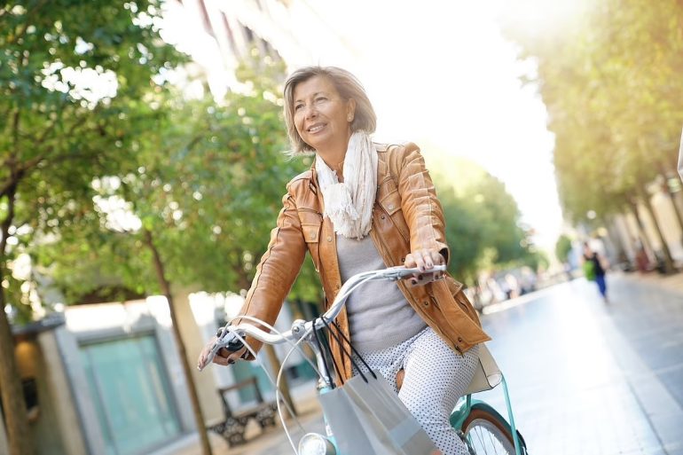 「自転車に乗ること」が脳の健康にもたらす意外な効果とは？｜@DIME アットダイム