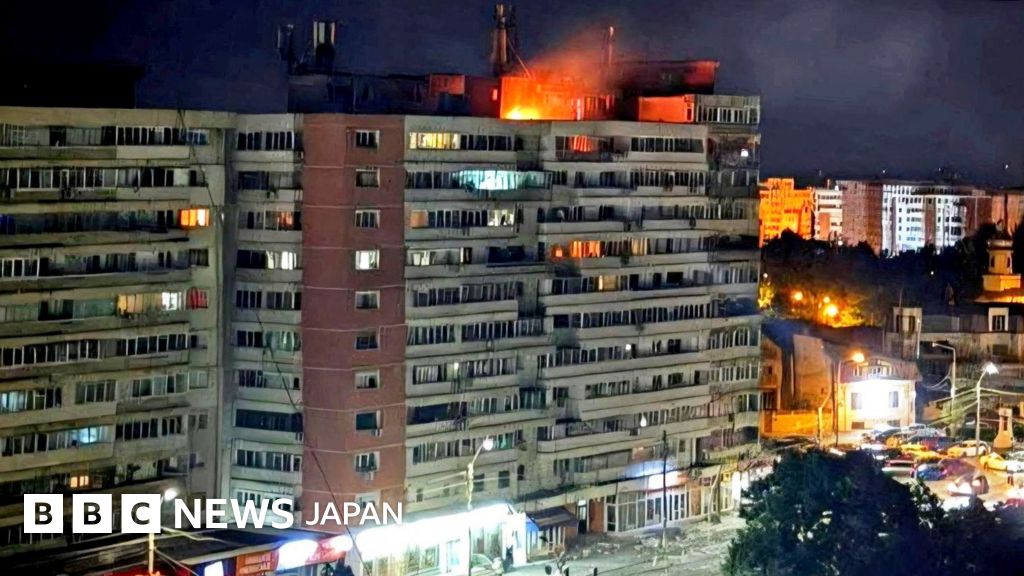 ロシアのドローンが東欧ルーマニアの集合住宅を直撃、2人負傷 EUやNATOが厳しく批判
