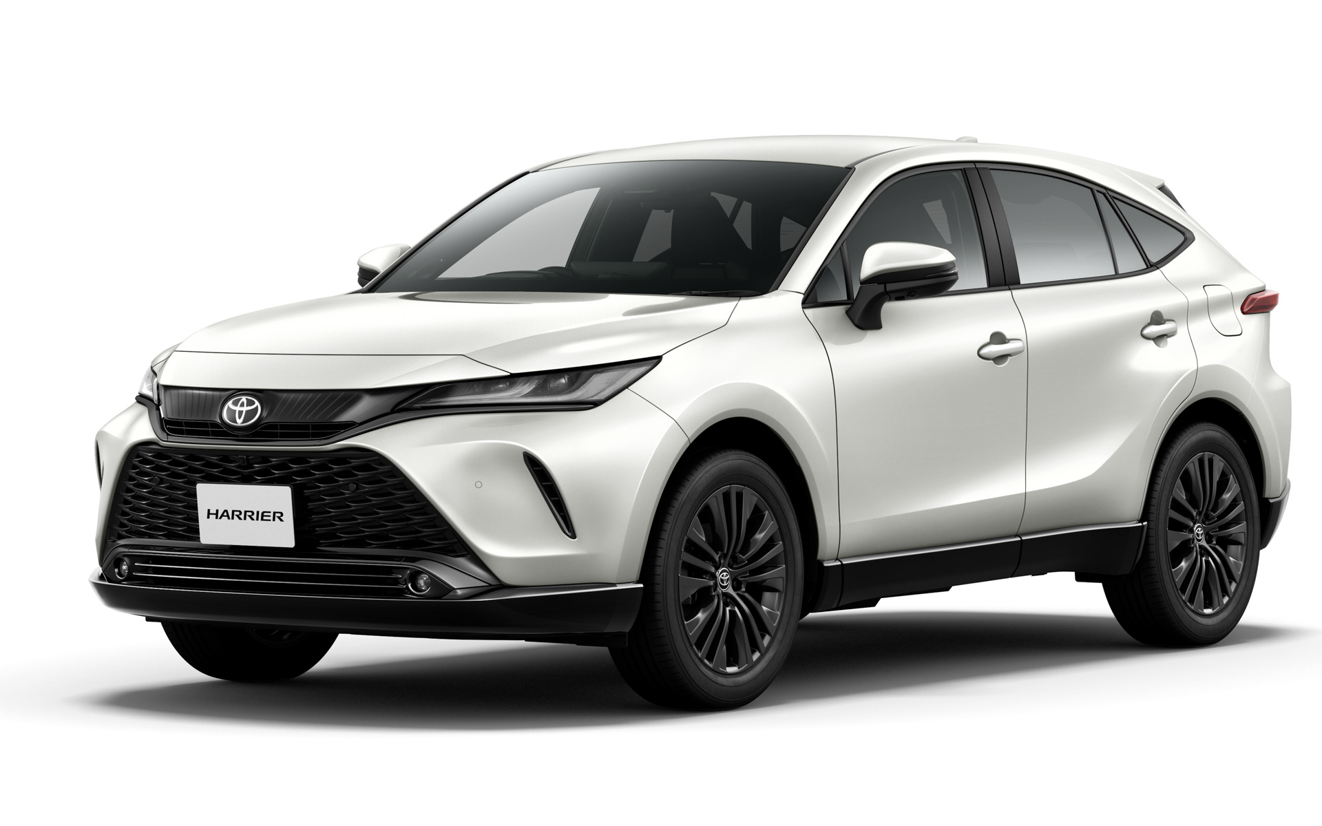 トヨタ、「ハリアー」一部改良でHEVモデルに一本化 価格439万6700円から