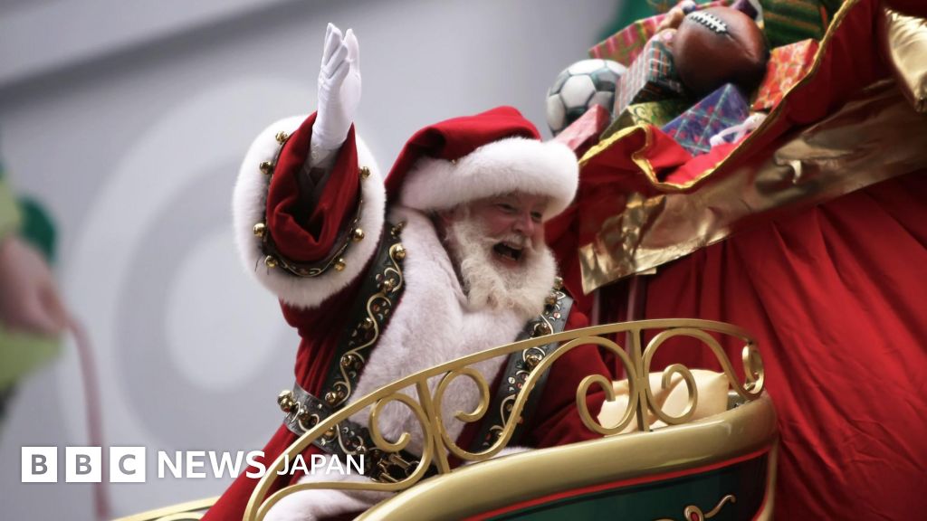 「サンタはいんちき」 パレードルート沿いの貼り紙がカナダで物議、警察に苦情も