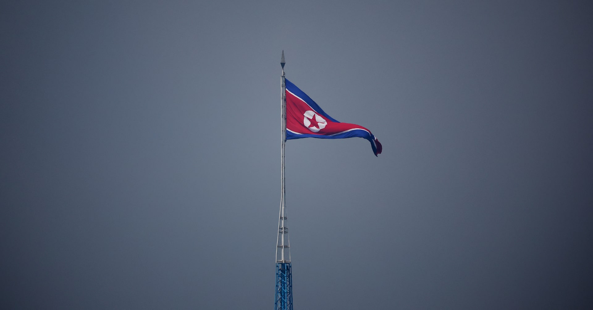 北朝鮮、駆逐艦進水式で重大事故 出席の金総書記が激怒＝ＫＣＮＡ