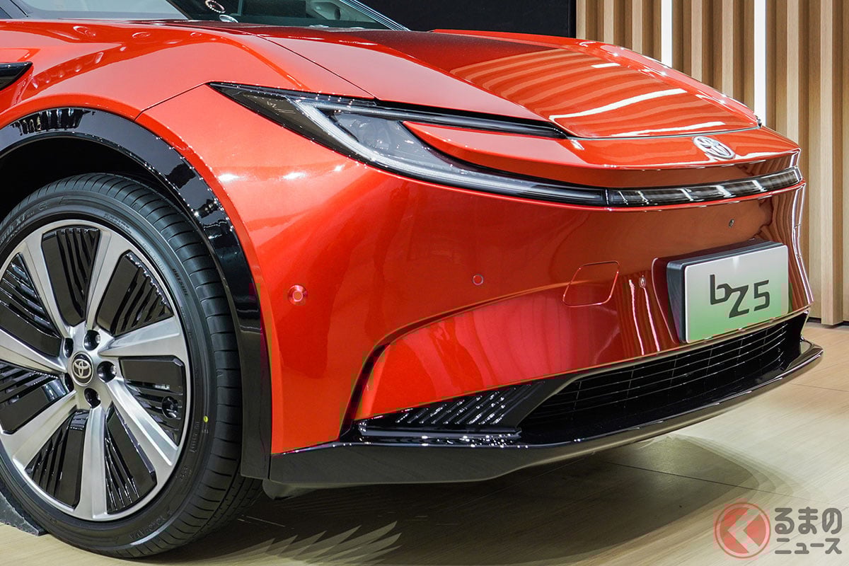 約260万円！ トヨタ新型「クーペSUV」に反響あり！ 「安い！」「プリウスのSUV!?」の声も！ 流麗スタイルにパワフルユニット搭載の「bZ5」中国仕様が話題に！