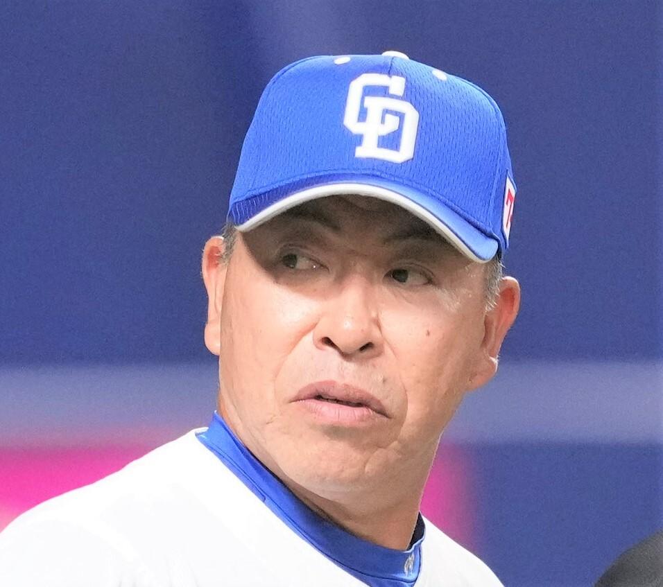 【中日】両リーグ最多タイ15度目の完封負け...借金「5」日本ハム伊藤に5安打完封許す 大野は今季最長7回を1失点も援護なく3敗目