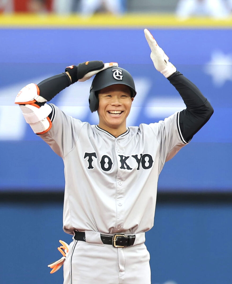 【巨人】先制二塁打など３安打猛打賞の佐々木俊輔「悔しい思いもしていたので、チャンスをもらって結果出せてよかった」