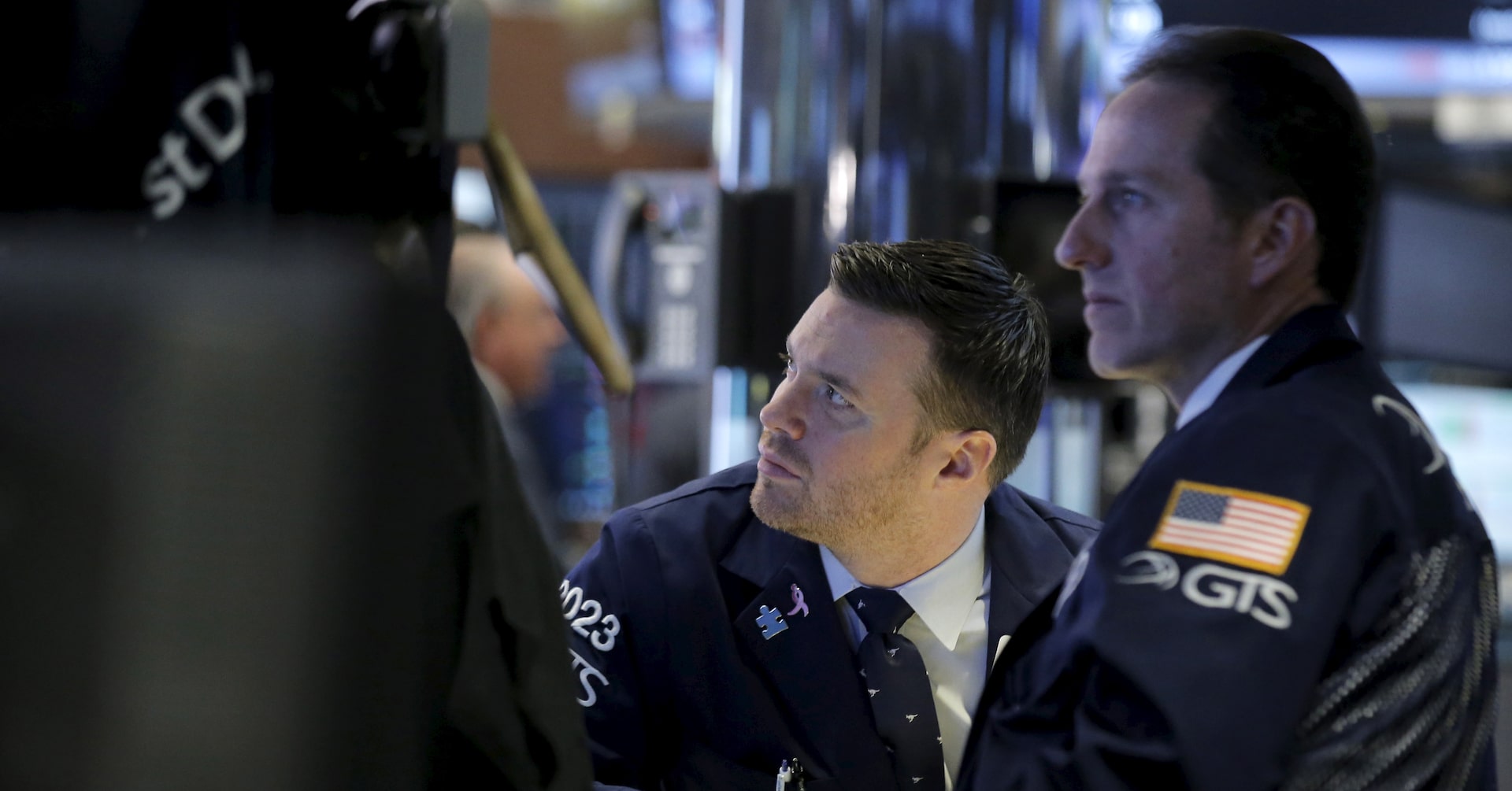 米国株式市場＝横ばい、ＡＩ・貴金属関連が高い