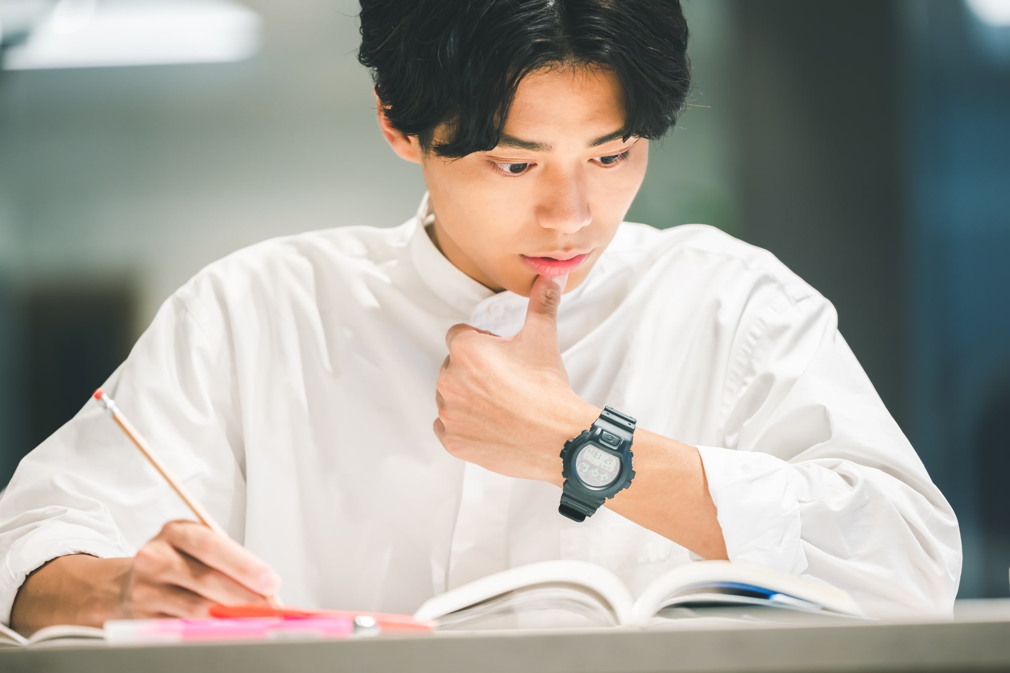 【関西在住者に聞いた】就職に強いと思う「薬学部がある私立大学」ランキングTOP23！ 第1位は「慶應義塾大学」【2026年最新調査結果】