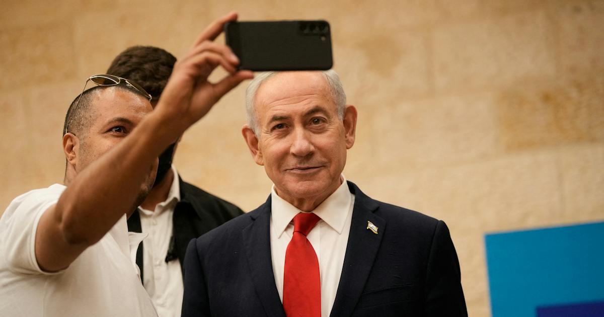 イスラエル総選挙へ1カ月、ネタニヤフ氏苦戦 政敵率いる野党に勢い
