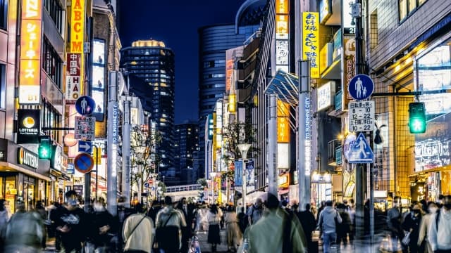 「父と母に見せたい」勤務先のガールズバーで赤ん坊を出産、殺害した女に拘禁刑３年６月 遅すぎた懺悔