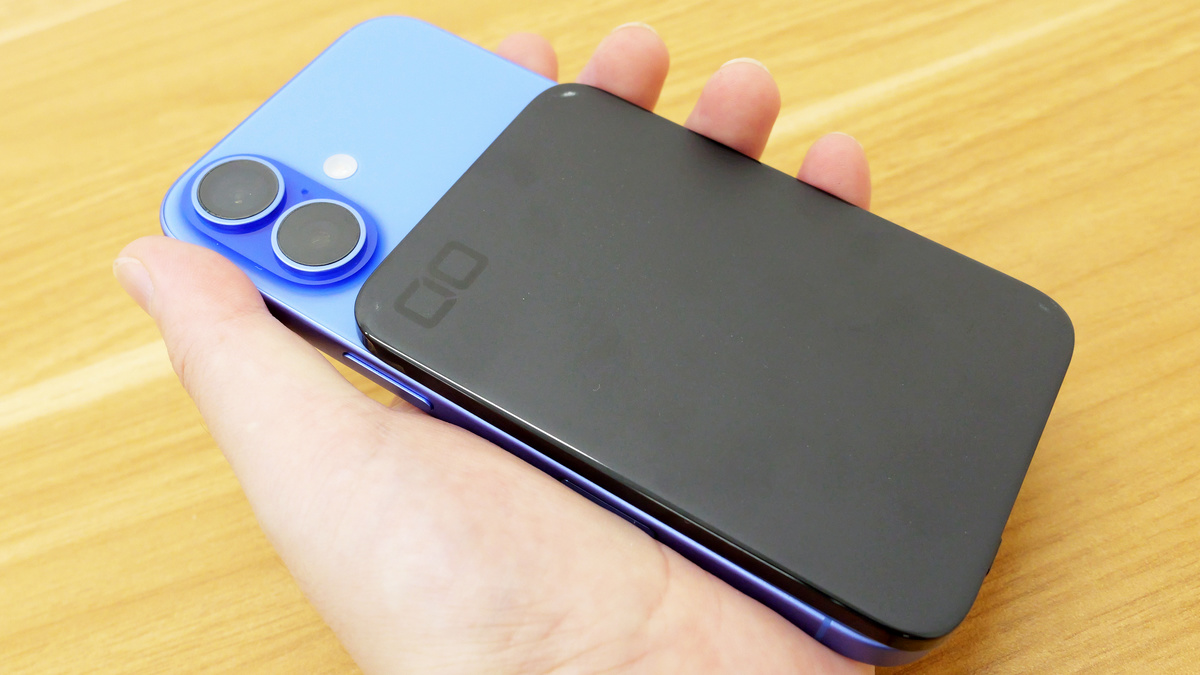 超薄型＆軽量でスマホの裏に貼り付けて充電もできるモバイルバッテリー「SMARTCOBY ULTRA SLIM 3K」レビュー