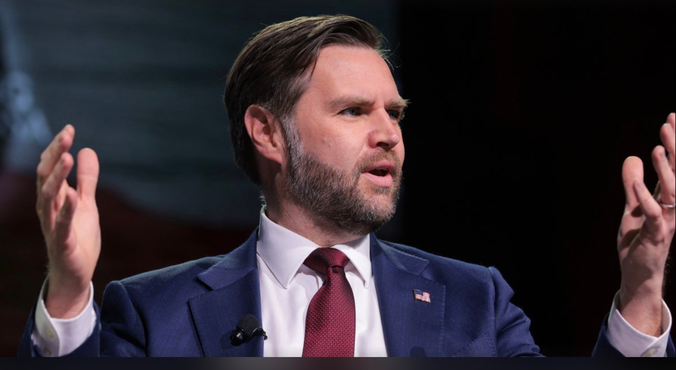 ヴァンス副大統領のイベント、席がガラガラ状態。「子どもたちを殺している！」と参加者から野次も起きる（ハフポスト日本版）