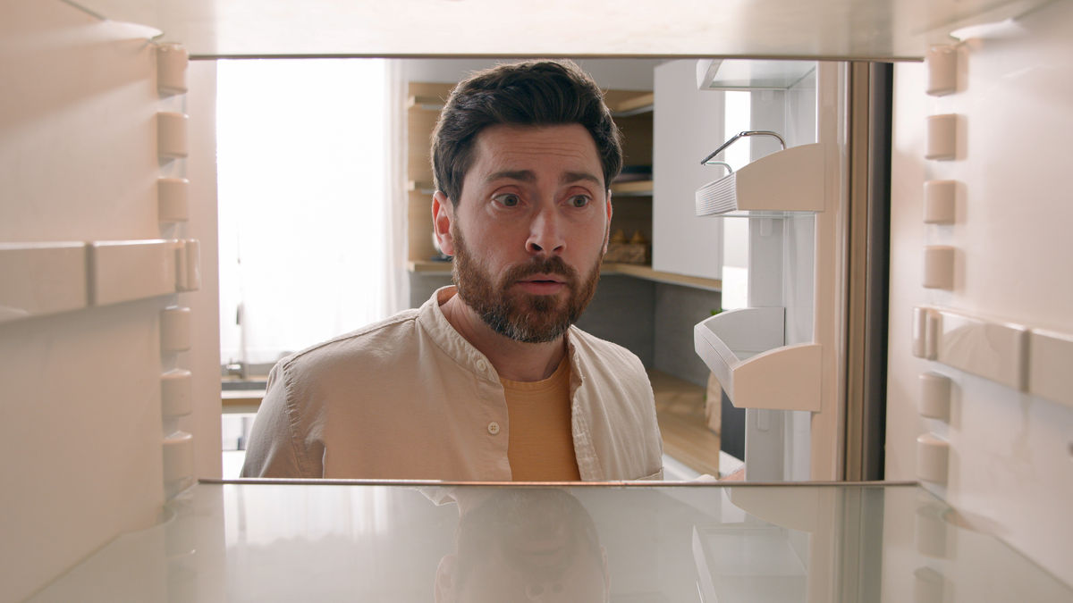 Samsungのスマート冷蔵庫がアップデートで故障して「ただの保冷箱」に、食品を全廃棄したユーザーも