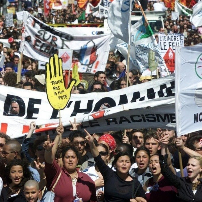 自国民ファースト、権威主義、反エリート…「極右」に共通する3つの要素…フランスから見た極右政党の世界的台頭と日本への波及（集英社オンライン）