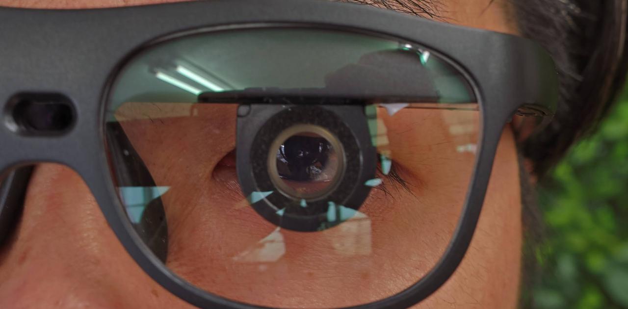 近眼も老眼もどんとこい。オートフォーカス眼鏡｢ViXion2｣、前モデルの弱点を克服