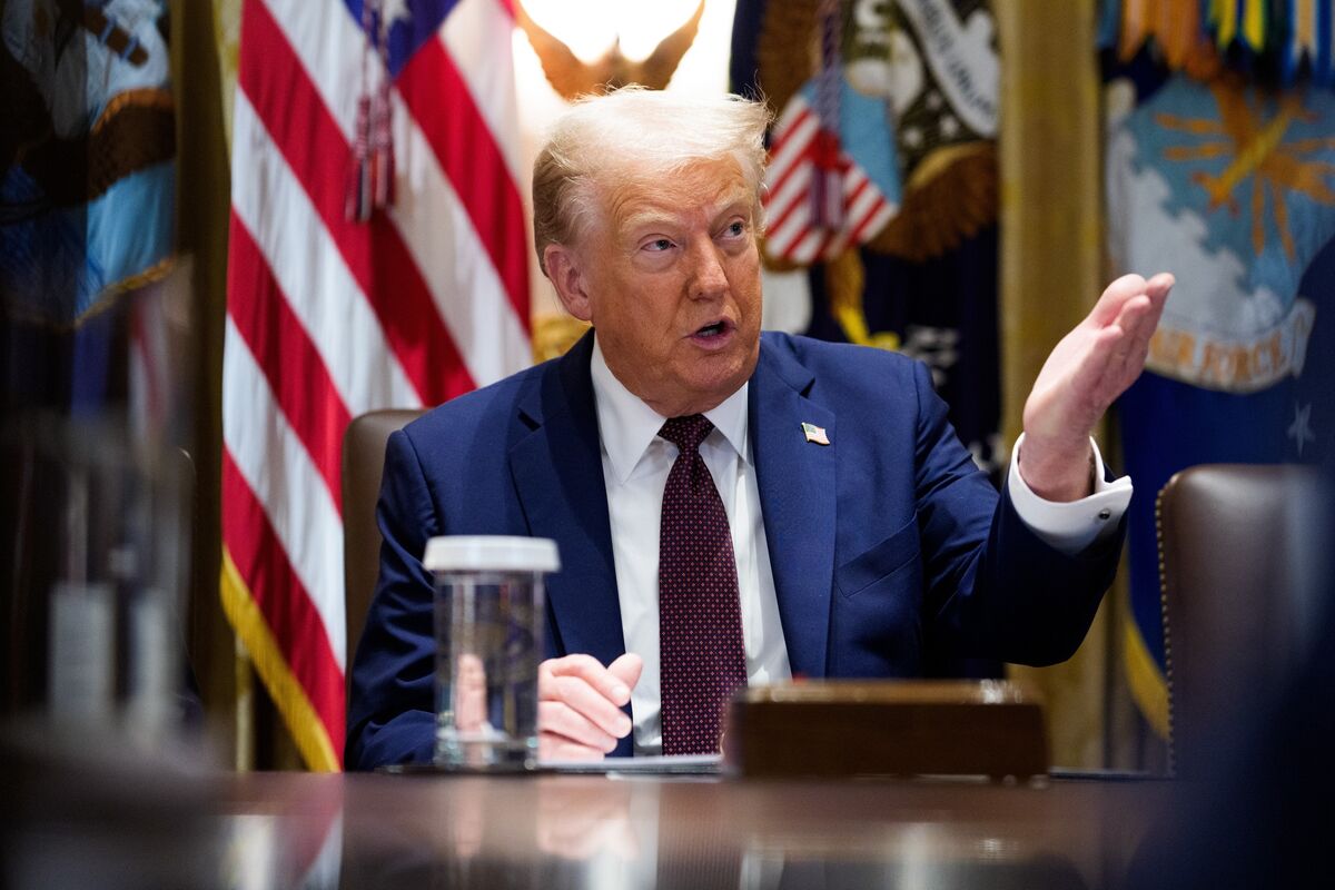 トランプ氏の看板公約、現実の壁に相次ぎ直面－中間選挙を前に停滞感