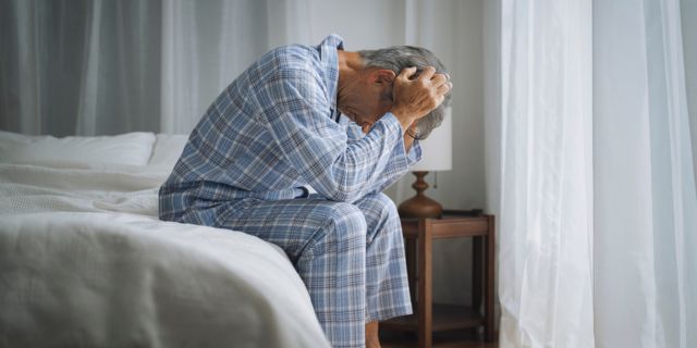「入院なんてせんぞ！」精神科で暴れる80代男性 認知症対応、ネットでは“穏やかに”と推奨も…現場の医師が「生ぬるい」と語る実態