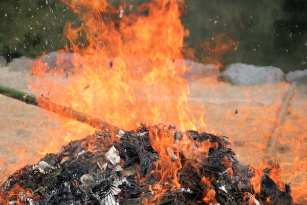 お札やしめ縄をお焚き上げ！餅つきも？！中央区三和町『三社神社』で『どんと祭』開催！1月17日。 : にいがた速報