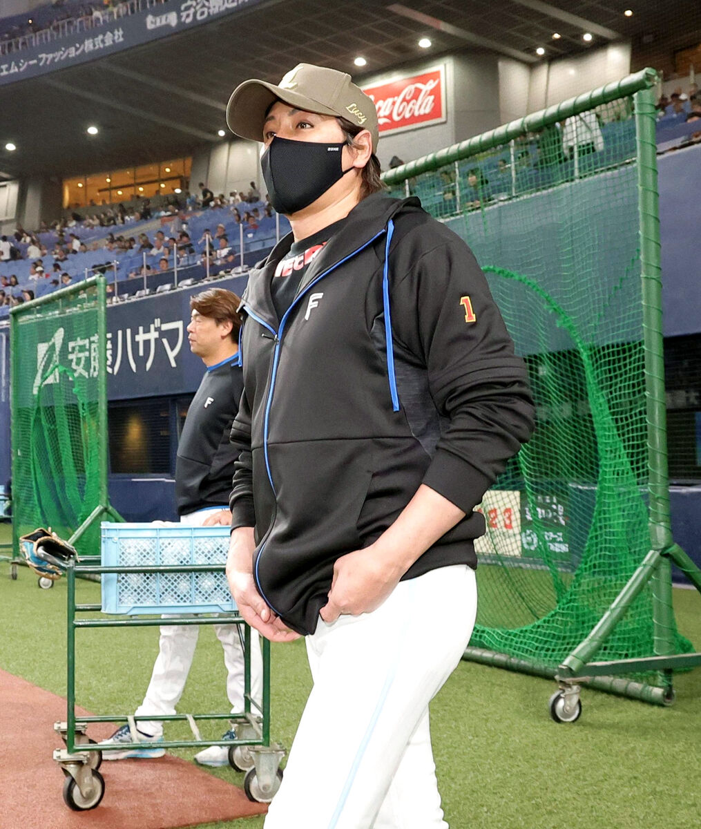 お疲れの日本ハム・新庄監督ポツリ「こういう日でも勝てるチームで…」トラブルで移動７時間 幕切れは一瞬のサヨナラ負け