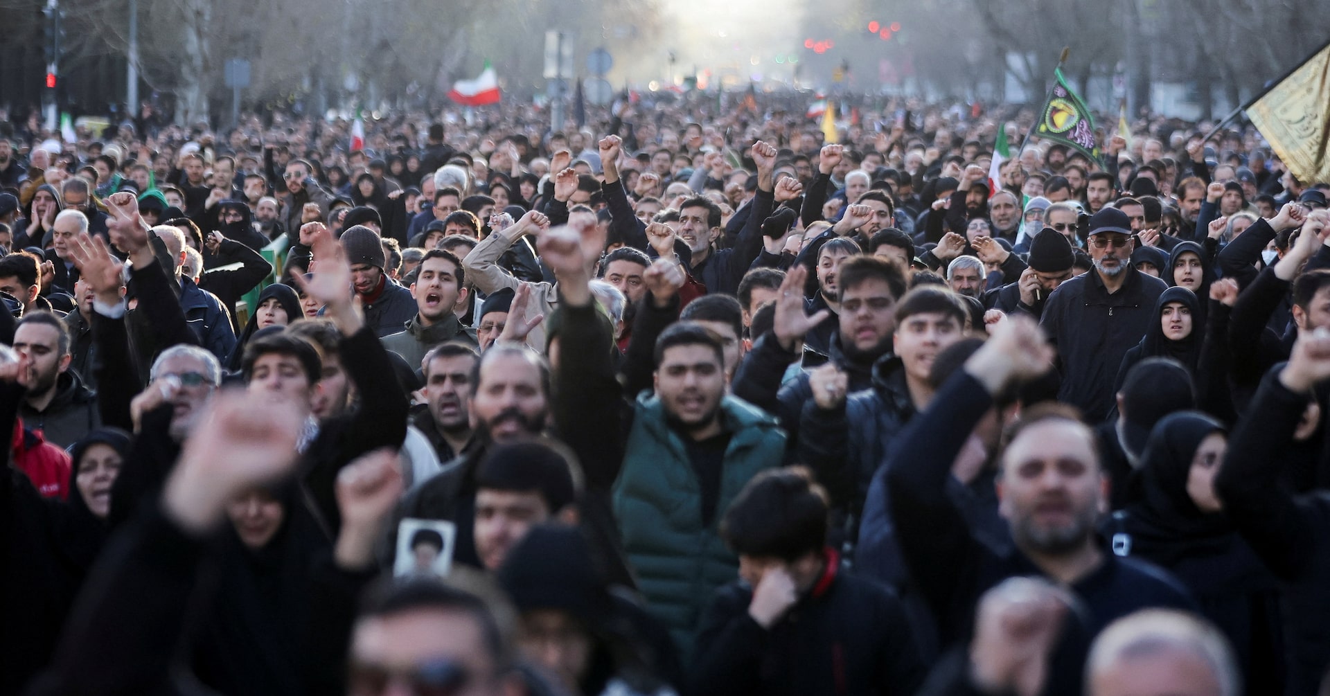 焦点：ハメネイ師殺害、イランは後継者問題と国内情勢緊迫に直面