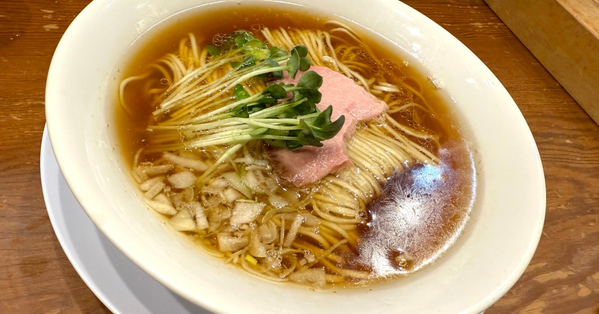 【コスパ最強】新宿で朝ラーが500円！ 百日紅（さるすべり）の「朝ラーメン」が最高オブ最高!!