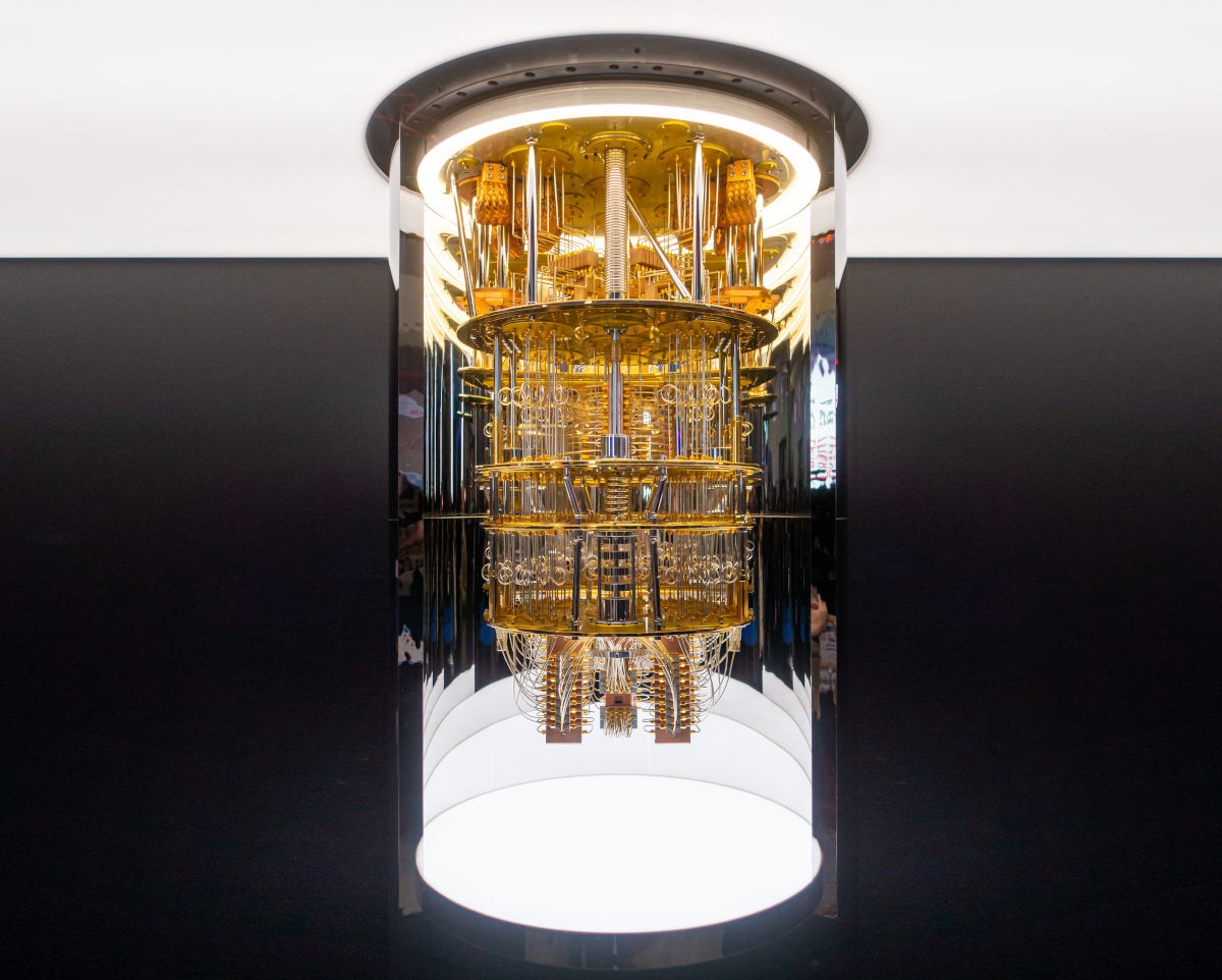 長寿命量子ビットの実現、量子コンピューティングの大いなるブレークスルー（Forbes JAPAN）