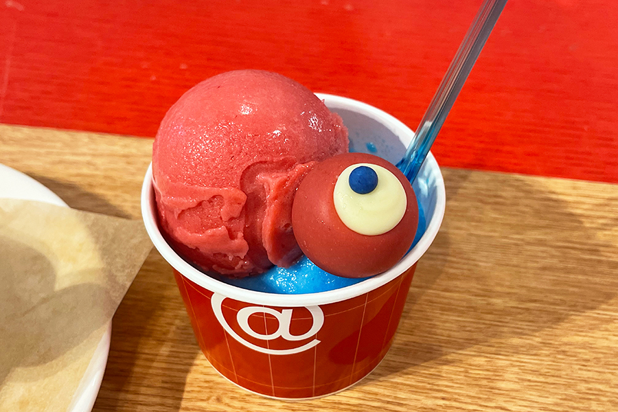 初日から即完売に悲鳴…忠実に再現！ミャクミャクの「おしり」スイーツが登場