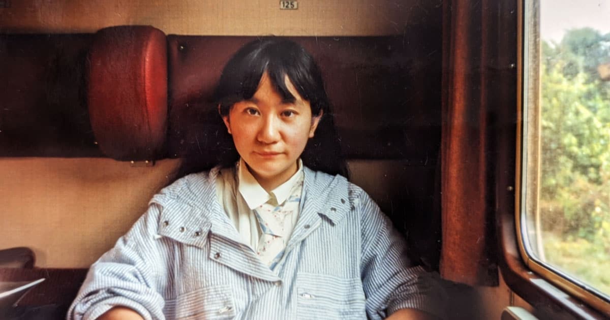 「姉のお茶だけに透明の液体を」「南京錠で半監禁状態に」『どうすればよかったか？』著者が明かす、統合失調症の姉が入院するまでの“25年間”