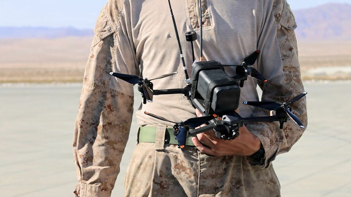 戦車を「移動棺桶」に変えたAIとドローン、ウクライナが示した次世代戦争の姿 日本が目指すべき「人間密度の低い戦争」が示す防衛力(1/5)