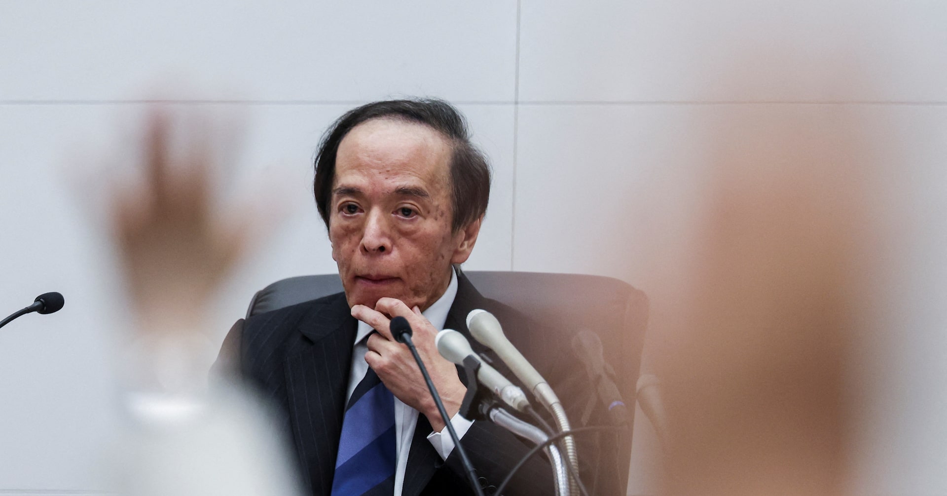 日銀総裁「無理に利上げせず」、物価の上昇確度に応じて調整