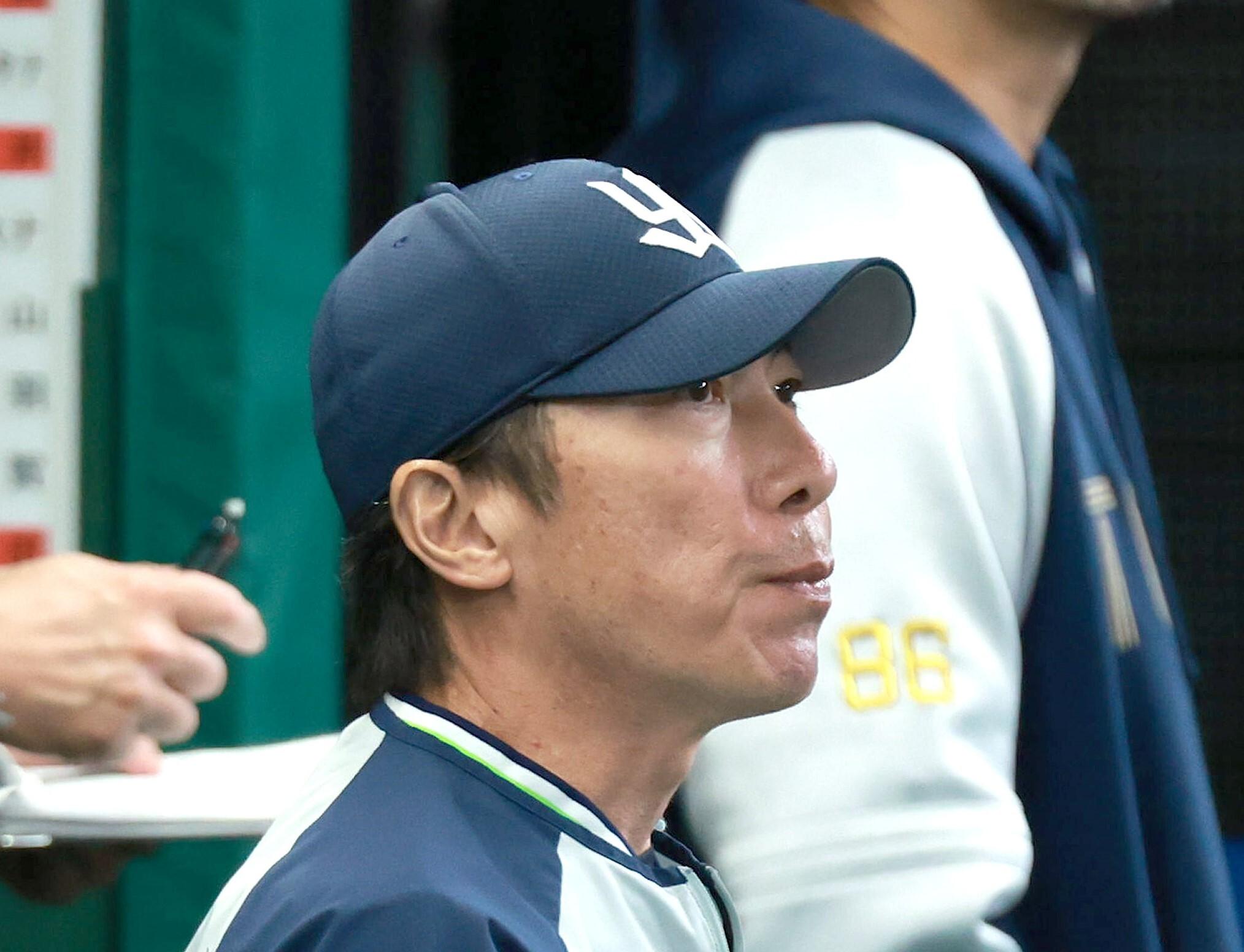 【ヤクルト】悪夢のサヨナラ負け6連敗で借金18...延長11回 伊藤の悪送球が決勝点 完封負けプロ野球ワースト記録の13戦連続2点以下