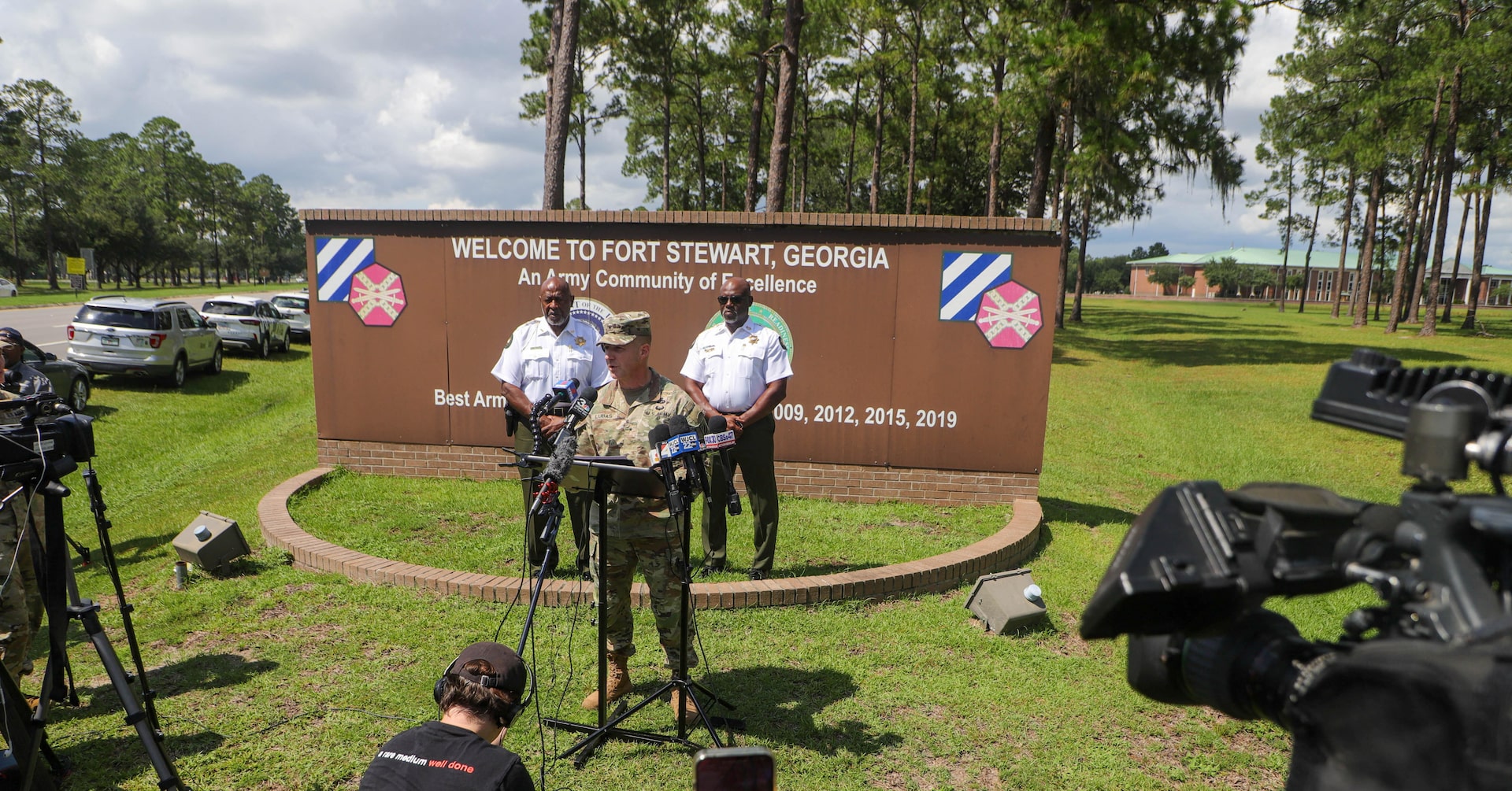 米陸軍基地で銃撃事件、兵士5人が負傷 容疑者拘束