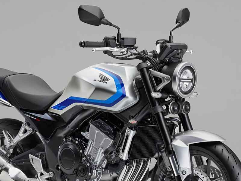 【ホンダ】新型「CB400 SUPER FOUR E-Clutch」を8/21発売！ 新設計の直列4気筒エンジンを搭載