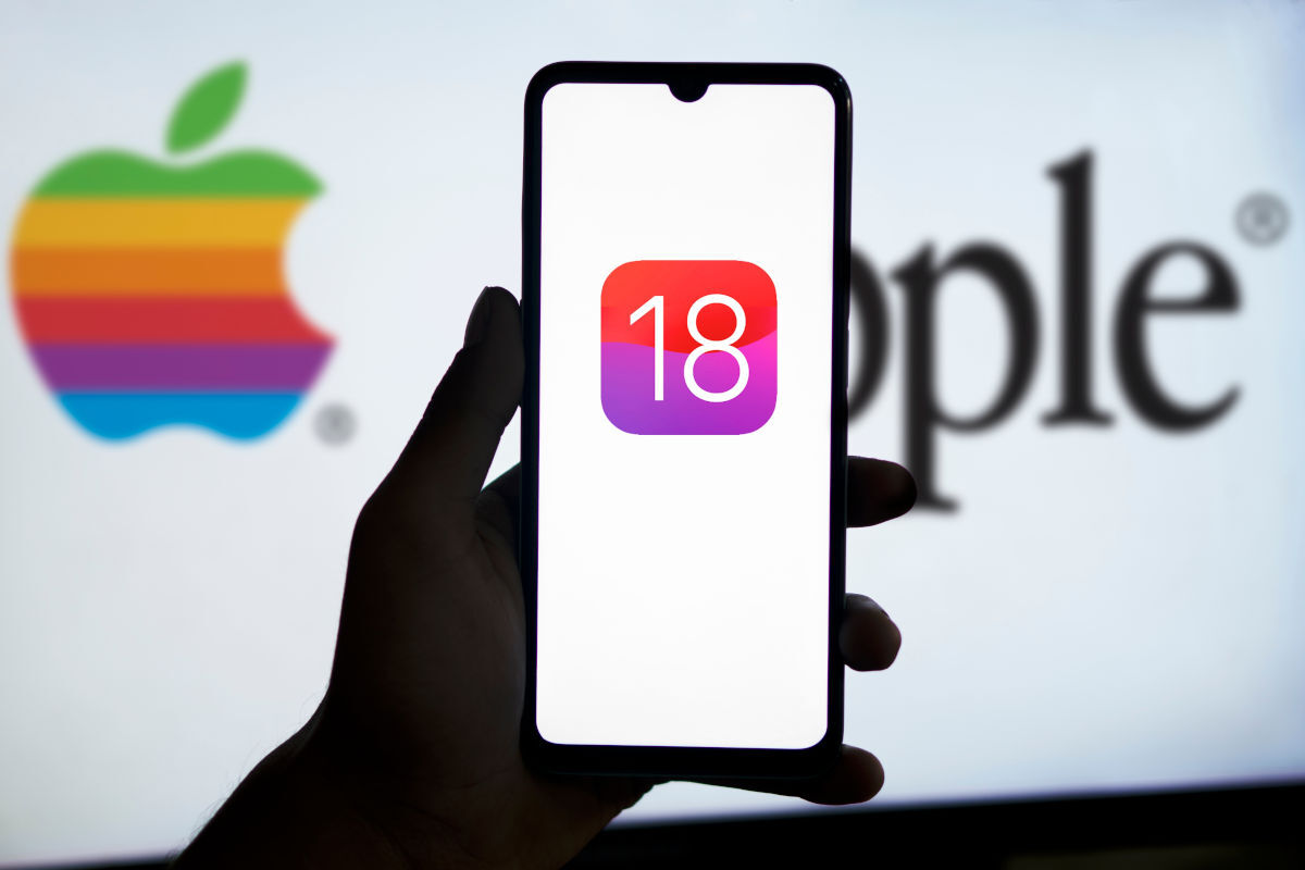 「iOS 18.7.2」登場、iOS 26を望まないユーザー向けの緊急iPhoneアップデート